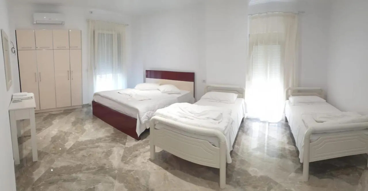 Vila Tirona Durrës 0*,